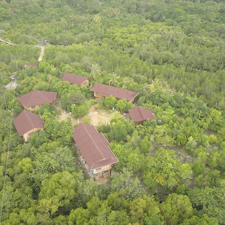 Eskapo Verde Lodge Moalboal Бадиан Экстерьер фото